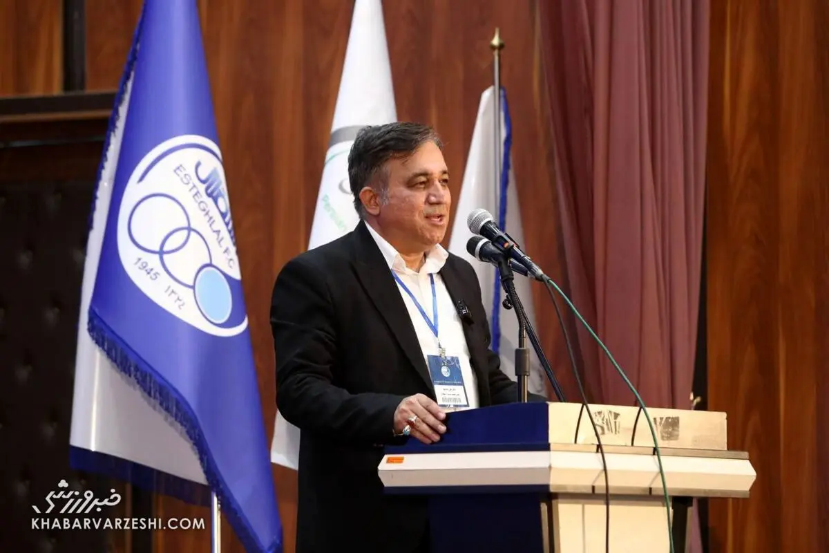 تاجرنیا تکلیف هواداران استقلال را روشن کرد