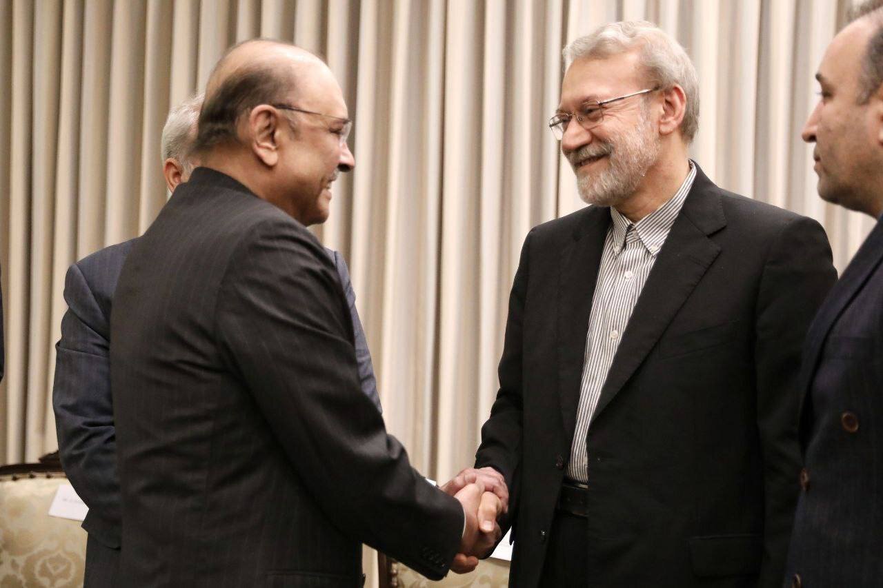 تصاویر خاص از دیدار لاریجانی با رئیس‌جمهور پاکستان + عکس