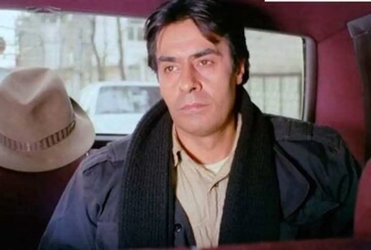 تصویری کمتر دیده شده از خسرو شکیبایی در ۱۸ سالگی پای خمپاره انداز