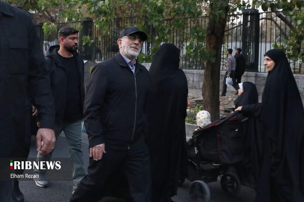 تفسیر عجیب رجانیوز از عکس جدید فرمانده سپاه قدس تفسیر عجیب رجانیوز از عکس جدید فرمانده سپاه قدس