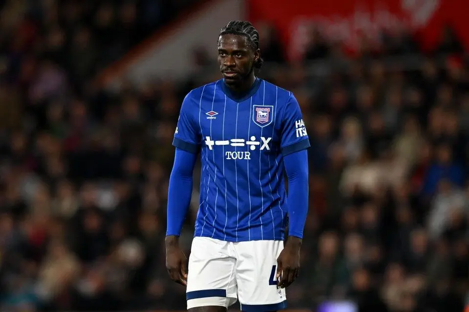 توانزبه: منچستریونایتد باعث مصدومیتم شد؛ شکایت رسمی در دادگاه لندن