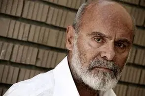 تیپ و استایل جالب جمشید هاشم‌پور در سن ۸۱سالگی