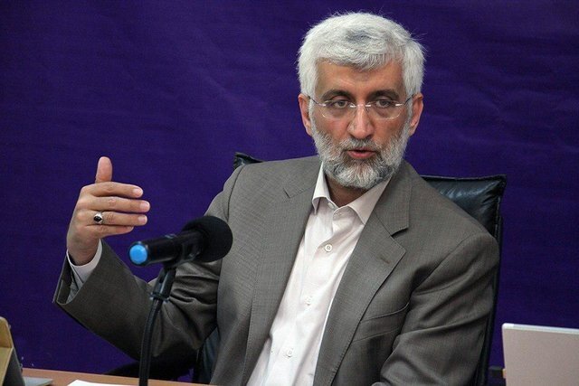 جلیلی : تفاوت من با روحانی و پزشکیان روشن است / مشکلات کشور نتیجه بیتدبیری سال ۹۸ است جلیلی : تفاوت من با روحانی و پزشکیان روشن است / مشکلات کشور نتیجه بیتدبیری سال ۹۸ است