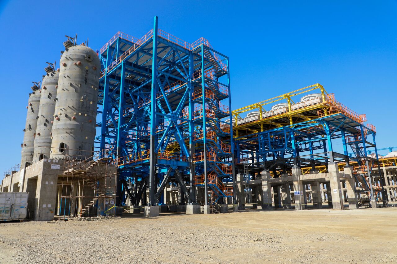 حفاری و تکمیل چاه درون میدانی فاز یک پارس جنوبی به همت متخصصان داخلی حفاری و تکمیل چاه درون میدانی فاز یک پارس جنوبی به همت متخصصان داخلی