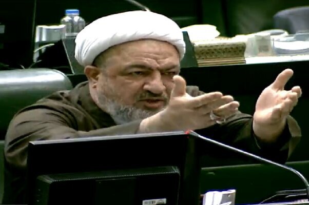 حمله تند حمید رسایی به عارف؛ فرزندش تابعیت آلمان دارد/  قالیباف: موضوع در حال پیگیری است