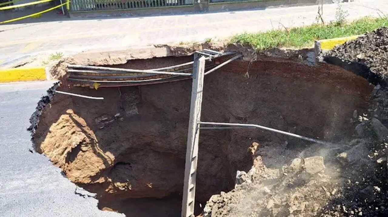 خشک شدن دریاچه‌ ارومیه زخمی بر تن ایران است