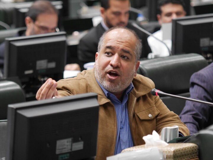 خضریان به سراغ فدراسیون‌های ورزشی رفت!/ با این ولنگاری و ابتذال برخورد کنید تا مجلس ورود نکند