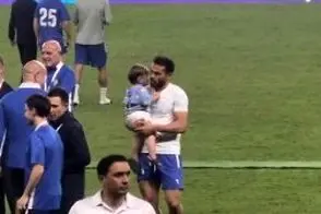 خوشحالی اورونوف و فرزندش پس از برد مقابل ایران/ویدیو