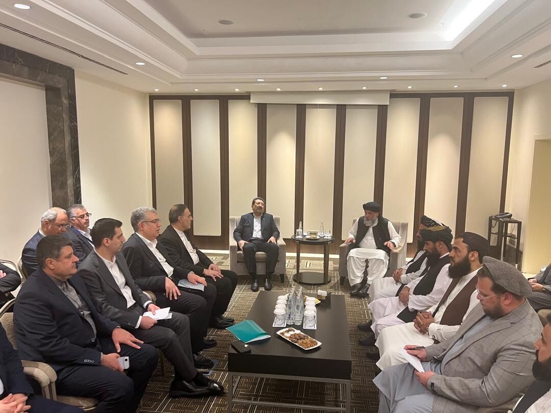 رایزنی اتابک با همتای افغانستانی برای رفع موانع تجاری دو کشور رایزنی اتابک با همتای افغانستانی برای رفع موانع تجاری دو کشور