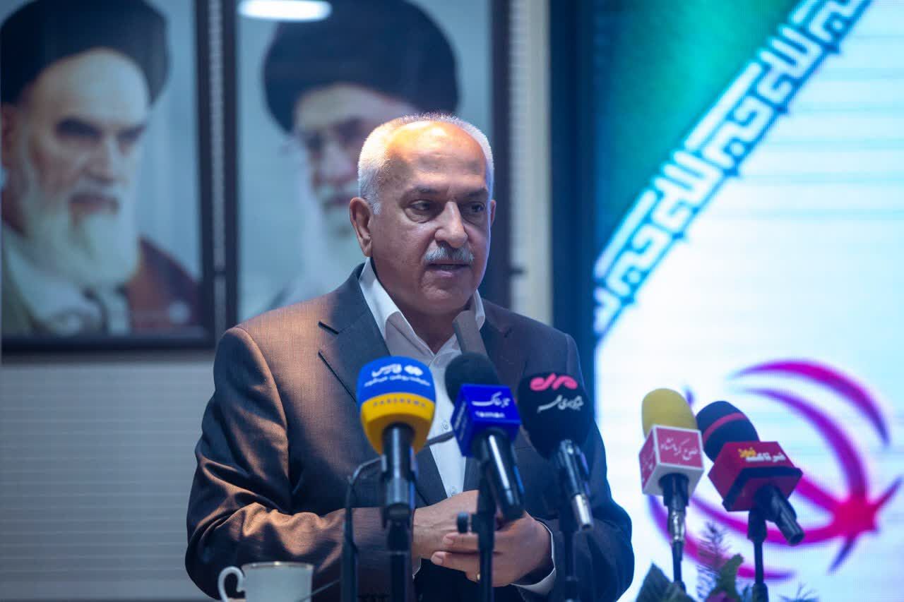 رفع مشکلات قوانین ارزی، تولید و صادرات را در استان کرمانشاه تسهیل میکند رفع مشکلات قوانین ارزی، تولید و صادرات را در استان کرمانشاه تسهیل میکند