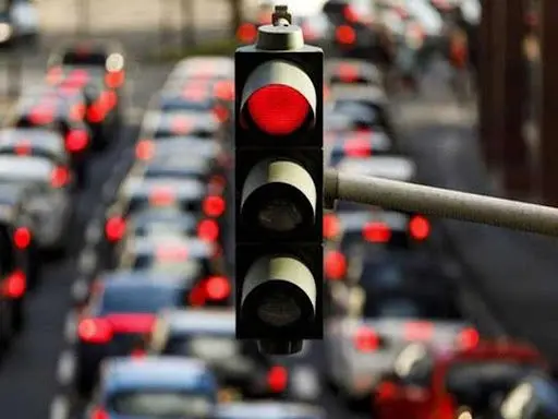 رنگ های چراغ راهنمایی تغییر میکند؟ رنگ های چراغ راهنمایی تغییر میکند؟