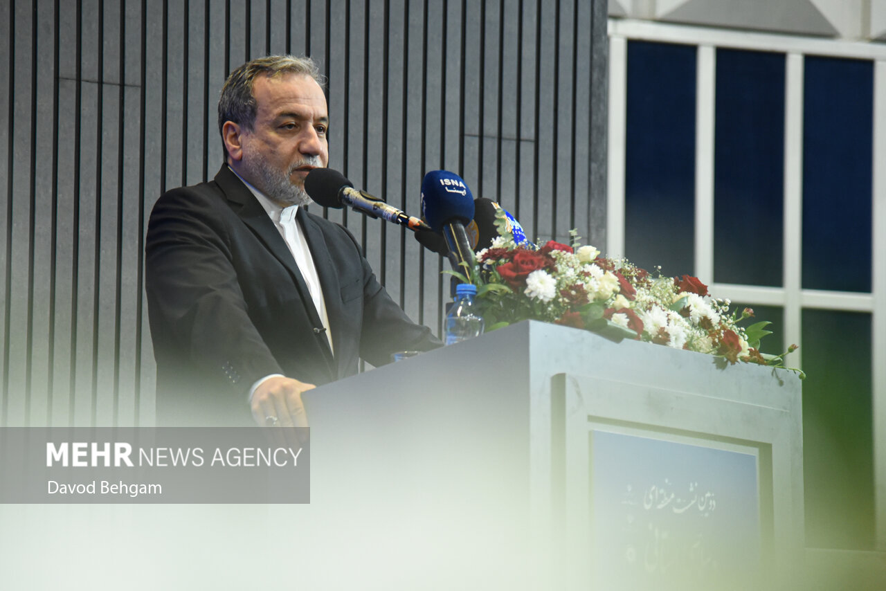 عراقچی: دریای خزر برای ایران به اندازه خلیج فارس اهمیت دارد