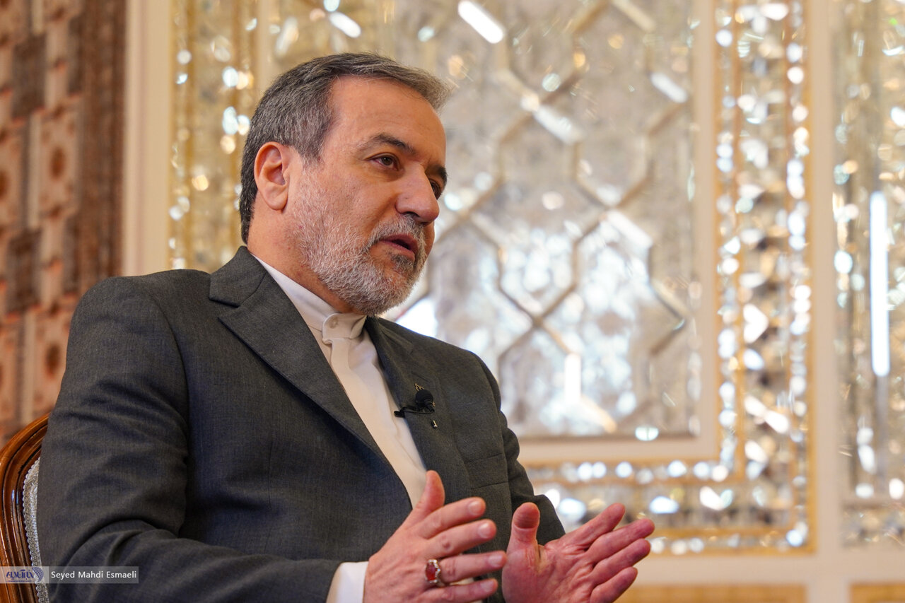 عراقچی : دیپلماسی استانی را گسترش داده ایم تا مشکلات استانهای مرزی با کشورهای همسایه حل شود/ از این طریق بخشی از تحریمها برداشته می شود