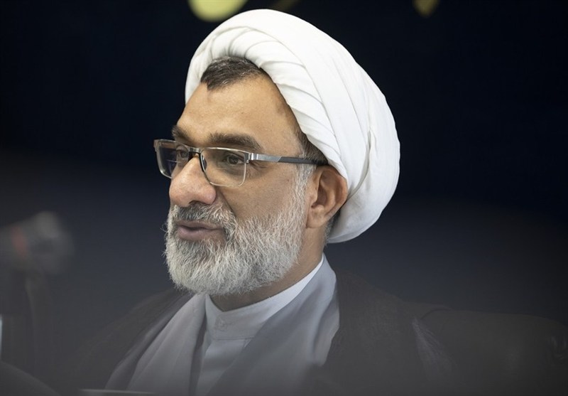 علت تاخیر در نهایی شدن آیین‌نامه ارتقاء اساتید از زبان خسروپناه – تسنیم