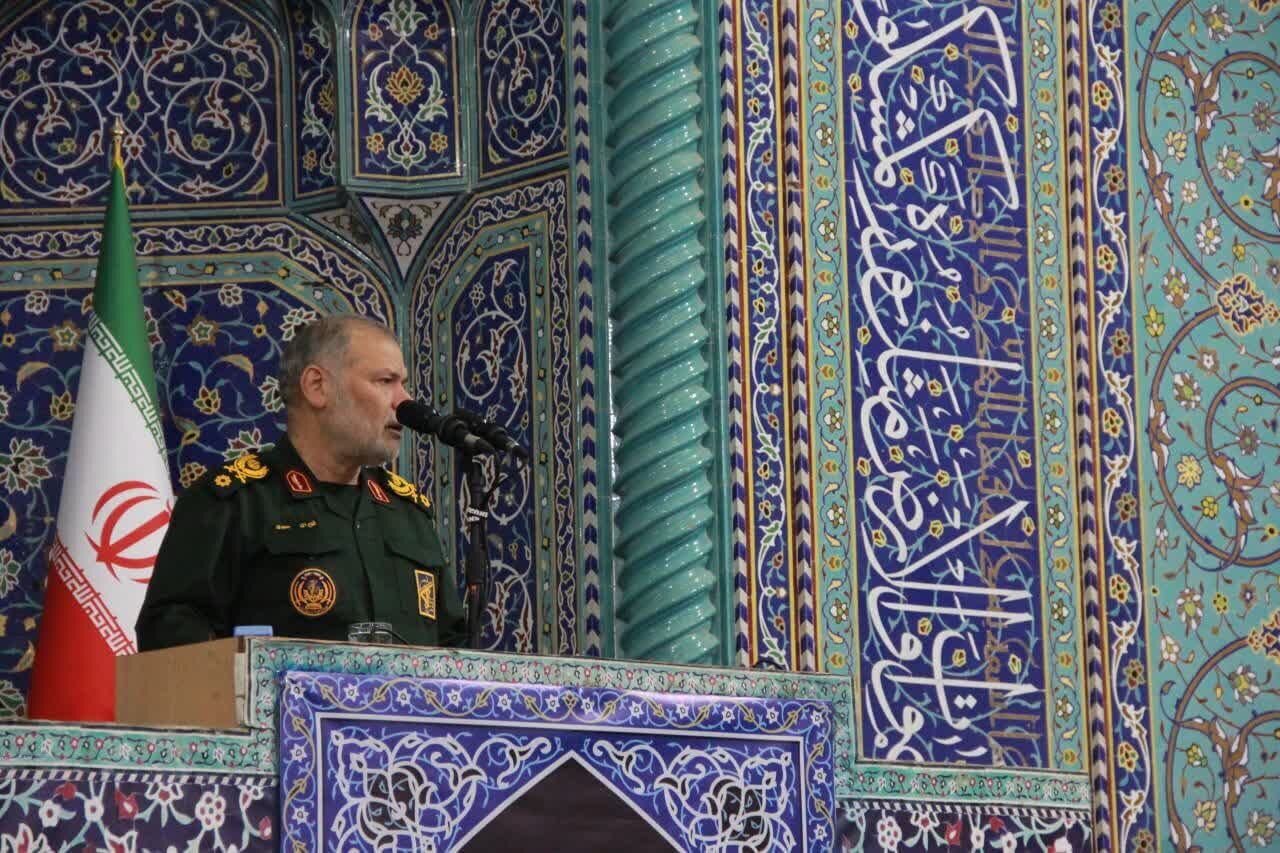 فرمانده سپاه علی بن ابیطالب(ع): نزدیک به ۳۰ هزار رزمنده بسیجی از قم در جبهه‌ها حاضر شدند/  پس از دوران دفاع مقدس، بسیج کنار نکشید و وارد جامعه شد