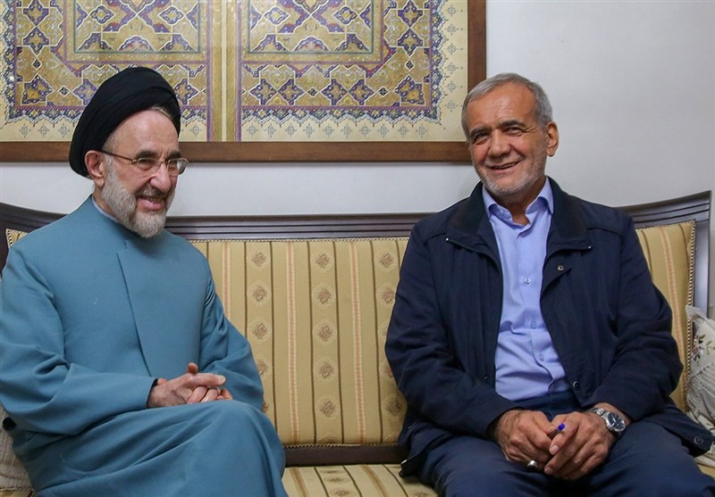 فشار خاتمی برای رادیکال کردن دولت پزشکیان – تسنیم