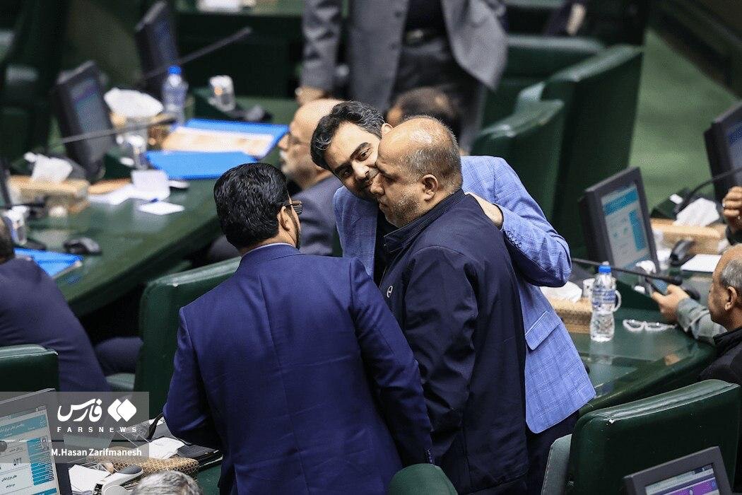 فهرست حامیان فیلترینگ که اینترنت سفید دارند؛ از مجری که گفت اوسکل نظام مقدس نیستم تا خانم طراح کلینیک ترک بی حجابی + اینفوگرافی فهرست حامیان فیلترینگ که اینترنت سفید دارند؛ از مجری که گفت اوسکل نظام مقدس نیستم تا خانم طراح کلینیک ترک بی حجابی + اینفوگرافی