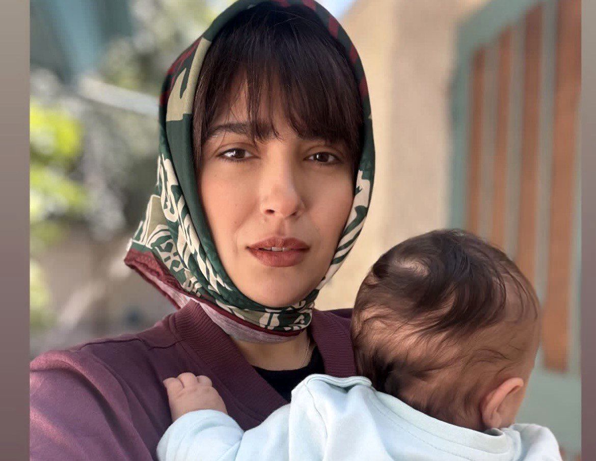 قاب خانوادگی مونا کرمی؛ سوژه تازه فضای مجازی شد + عکس