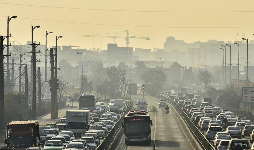 قصه تکراری نفس‌های آلوده پایتخت در نیمه دوم سال/ خودروها عامل 80درصد آلودگی هوای تهران – تسنیم