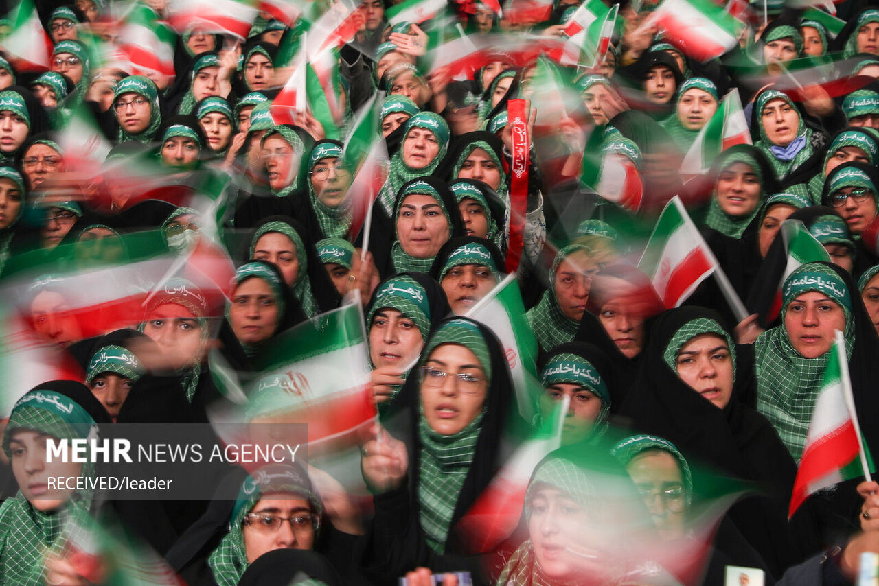 مراسم روز بسیج در حسینیه امام خمینی(ره) مراسم روز بسیج در حسینیه امام خمینی(ره)