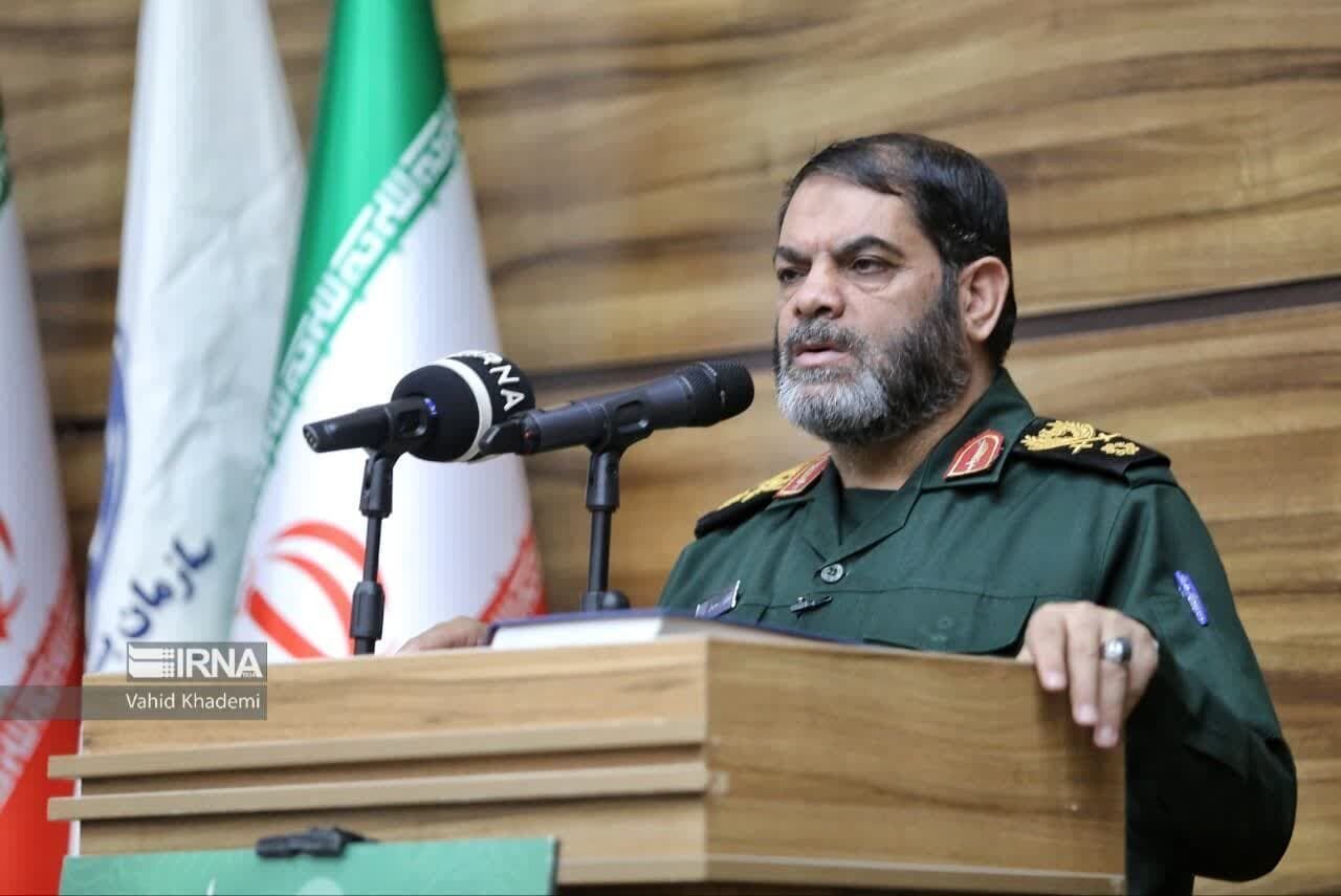 معاون سازمان بسیج: امنیت خط قرمز ملت بزرگ ایران است/ بسیج در هر عرصه‌ای وارد شود، بن‌بست‌شکن‌ است/ بسیج در همه میدان‌ها برای عزت و امنیت مردم حاضر است