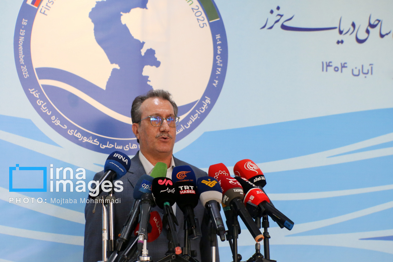 معاون وزیر راه: جمهوری آذربایجان برای سرمایه‌گذاری در بندر شهید رجایی اعلام آمادگی کرد