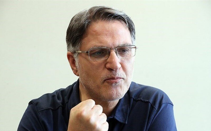 نازایی در عرصه سیاسی ایران/ تاجیک؛ جامعه امروز ایران در درون خشم و شورشی نهفته دارد که در صورت فوران همهچیز را دگرگون میکند نازایی در عرصه سیاسی ایران/ تاجیک؛ جامعه امروز ایران در درون خشم و شورشی نهفته دارد که در صورت فوران همهچیز را دگرگون میکند