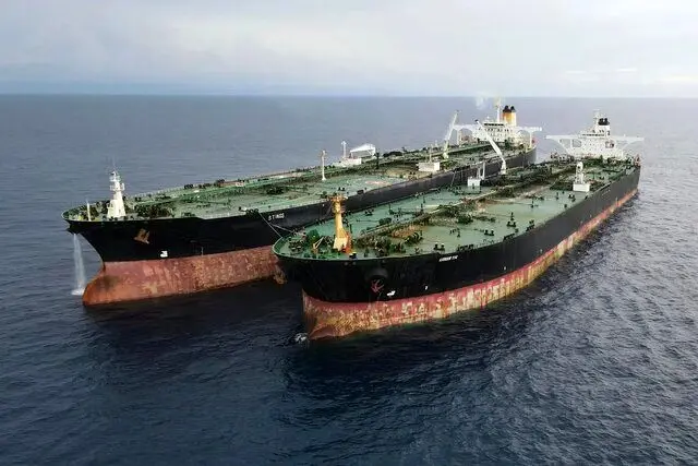 نفتکش ایرانی توقیفی در اندونزی به حراج گذاشته شد