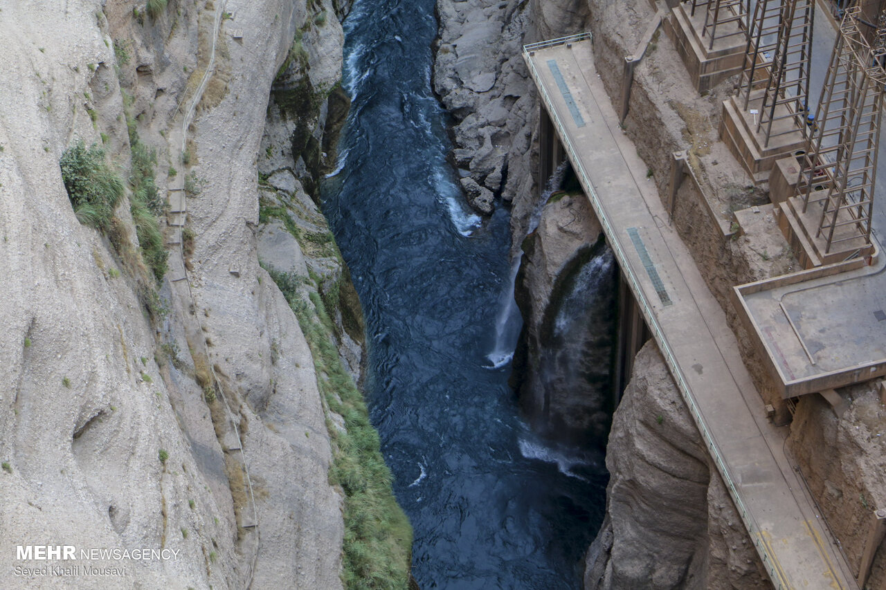 واحدهای نیروگاه برق کرخه از مدار تولید خارج شدند واحدهای نیروگاه برق کرخه از مدار تولید خارج شدند