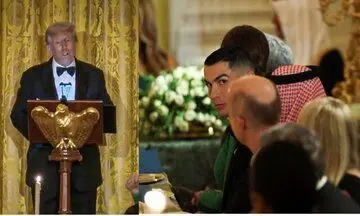 واکنش ترامپ به حضور رونالدو: پسرم بارون عاشق توست، حالا کمی بیشتر به من احترام میگذارد! واکنش ترامپ به حضور رونالدو: پسرم بارون عاشق توست، حالا کمی بیشتر به من احترام میگذارد!