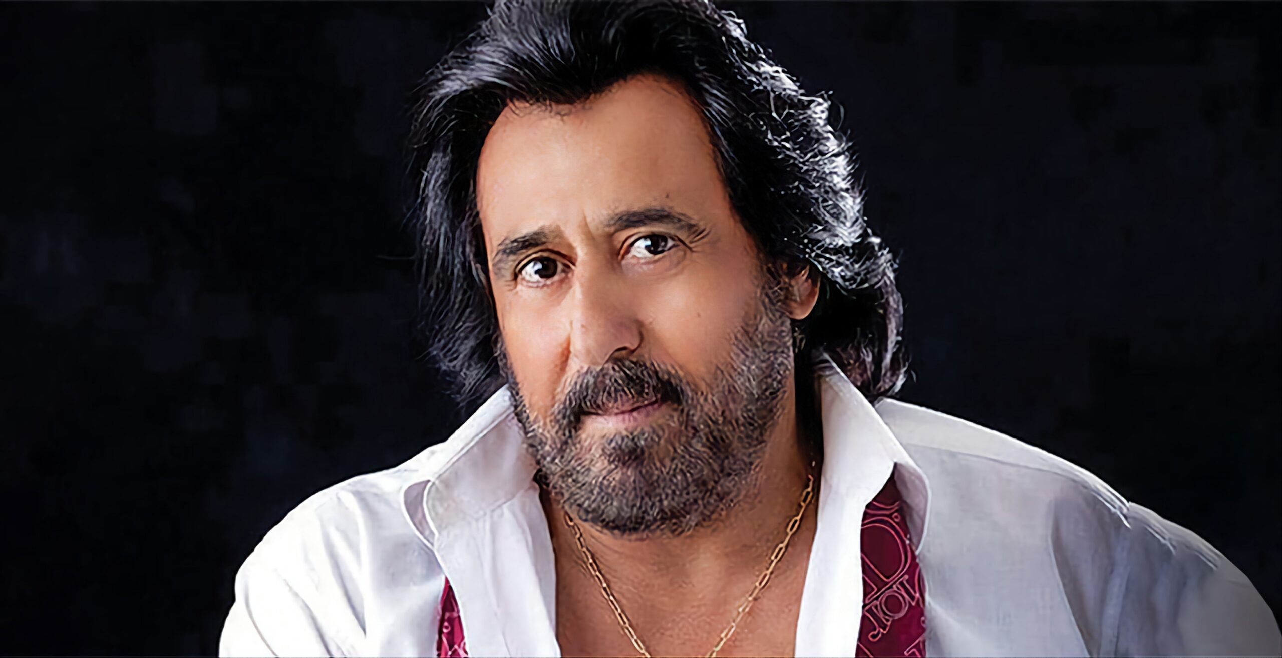 واکنش مثبت شهرام شب‌پره به پیشنهاد امید حاجیلی در برنامه قیاسی + فیلم