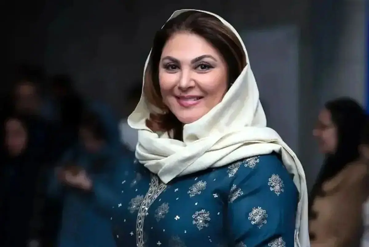 وقار در عین سادگی: پیراهن سبز لاله اسکندری، ترند جدید استایل هنرمندان!