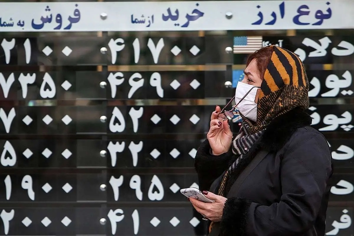 قیمت دلار در بازار شنبه ۸ آذر ۱۴۰۴ ؛ دلار به کانال ۱۱۵ هزار تومان وارد می شود؟ قیمت دلار در بازار شنبه ۸ آذر ۱۴۰۴ ؛ دلار به کانال ۱۱۵ هزار تومان وارد می شود؟