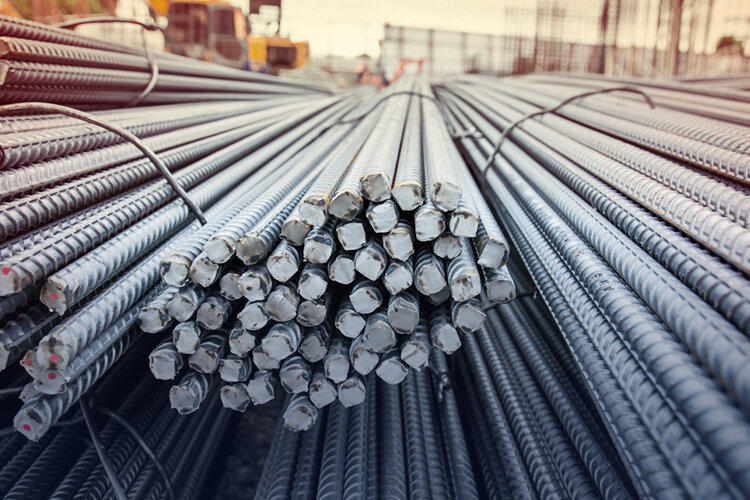 چرا صنعت فولاد با کاهش تولید روبرو شد؟