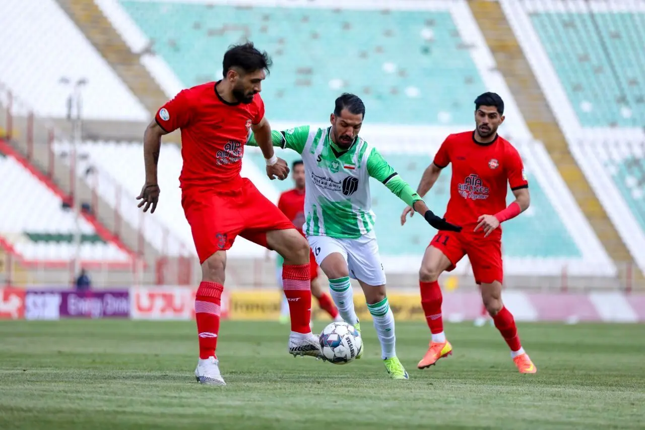 گزارش زنده: خیبر 1 – تراکتور 1 + حواشی و گل ها