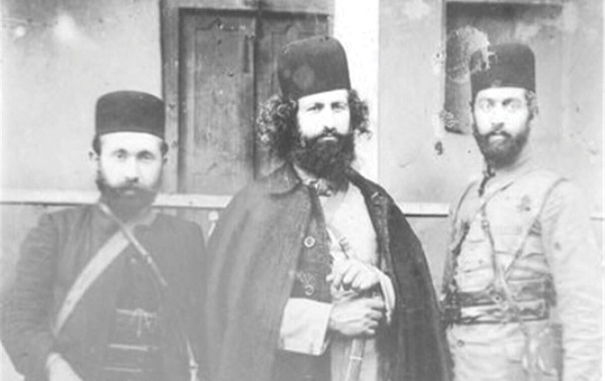 استبدادستیزی و استعمارستیزی در خون ملت ایران استبدادستیزی و استعمارستیزی در خون ملت ایران