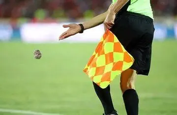 کارشناس داوری صحنه‌های مشکوک فولاد – پرسپولیس/ کارت قرمز صحیح بود؟ یک پنالتی سوخت؟