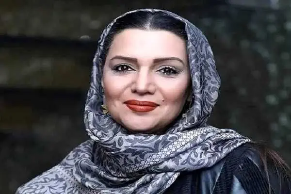 الهام پاوه نژاد با انتشار ویدیویی یاد و خاطره مادرش را گرامی داشت