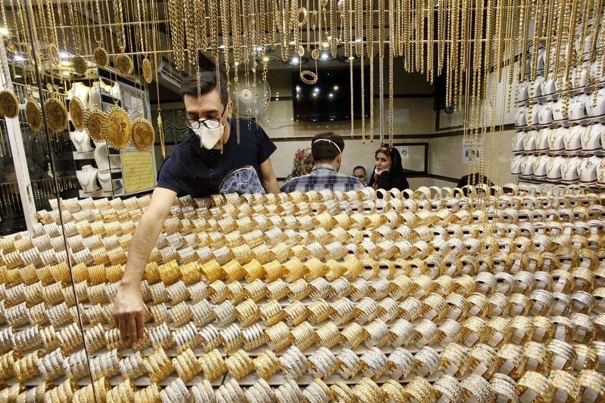 بازار طلا و سکه در شوک؛ بررسی قیمت های امروز ۱۶ آذرماه ۱۴۰۴