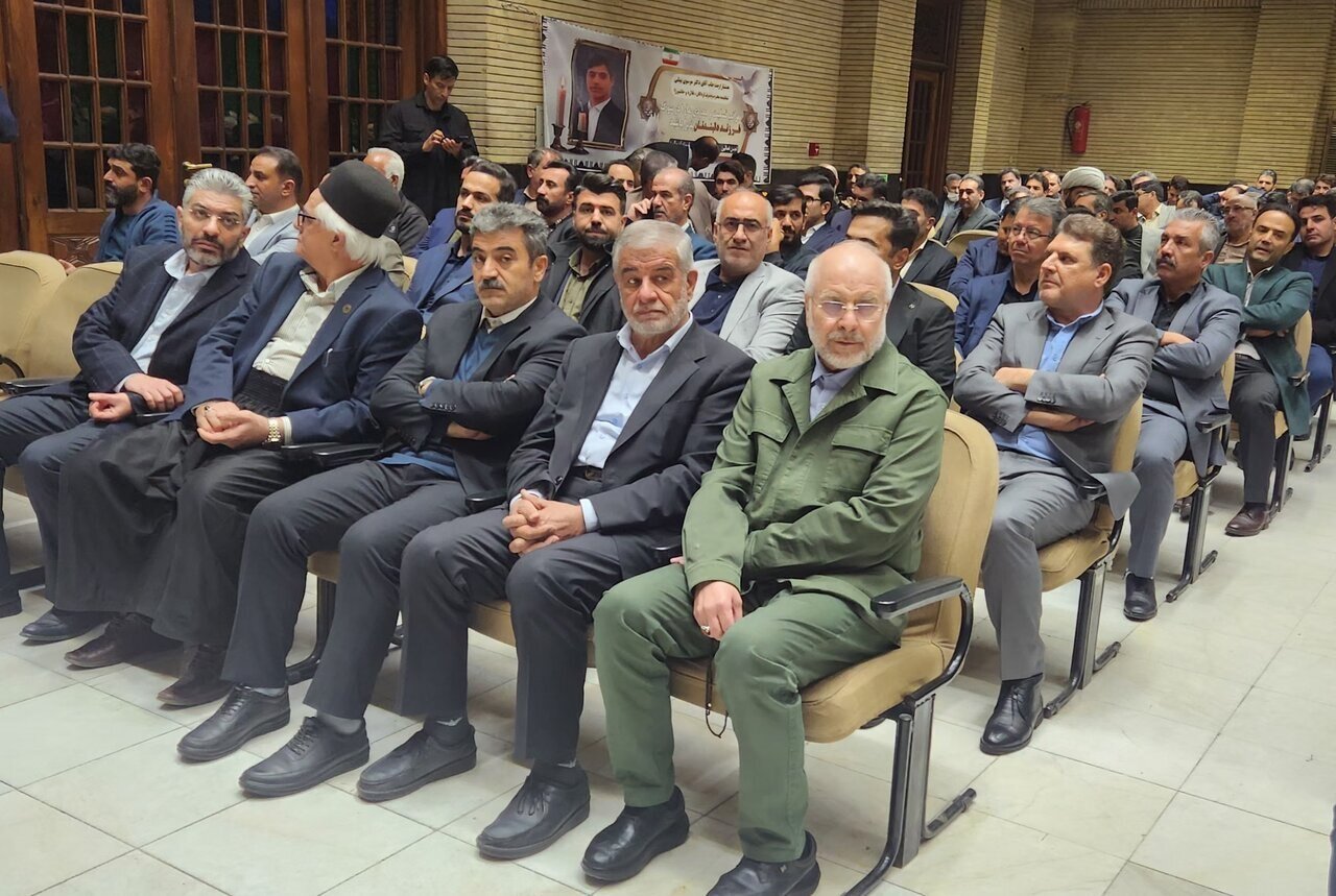 برگزاری مراسم گرامی‌داشت درگذشت فرزند نماینده لردگان با حضور رئیس مجلس