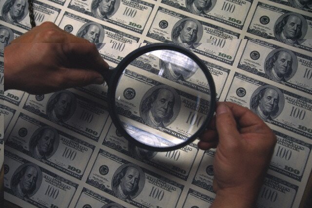 بعد از گذشت 12 سال از پایان دولت احمدی نژاد هنوز معلوم نشده صدها میلیارد دلار از درآمدهای نفتی دولتش کجاست؟