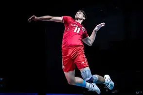 جشن تولد غم‌انگیز برای صابر کاظمی بر سر مزارش/ویدیو