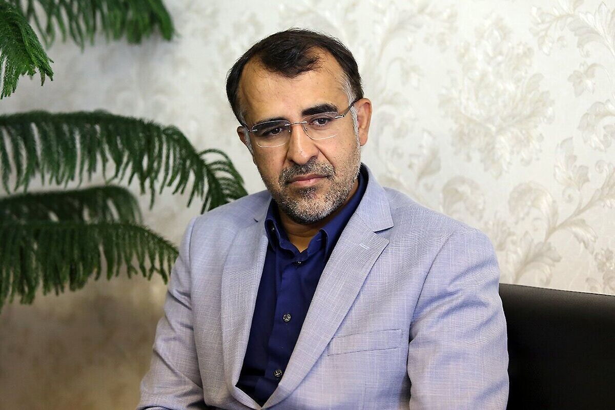خانی : مؤسسات مالی بین‌المللی،ایران را به دلیل ضعف در اجرای "اف ای تی اف" پُرریسک می‌دانند