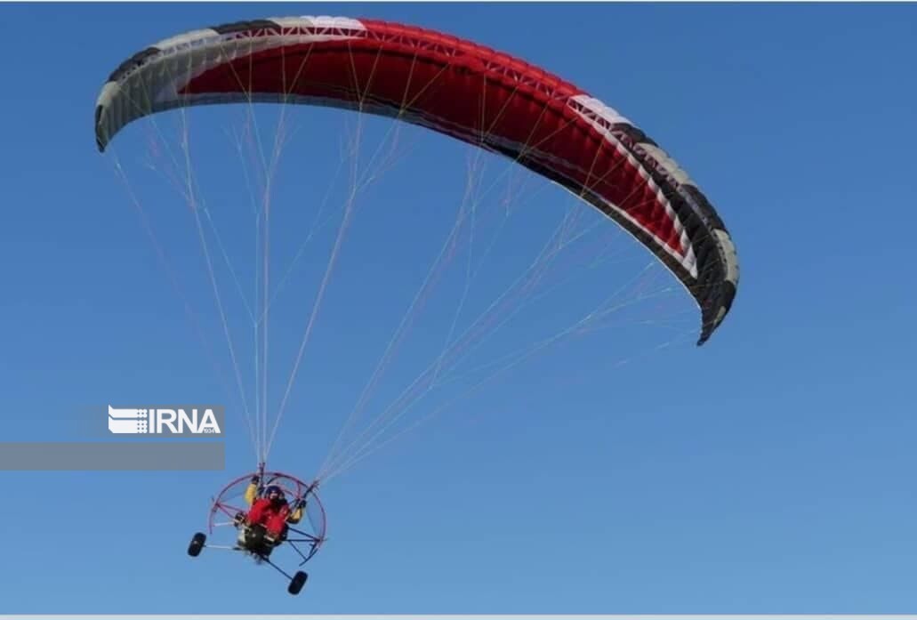 خلبان پاراگلایدر فاقد گواهینامه معتبر پروازی بود