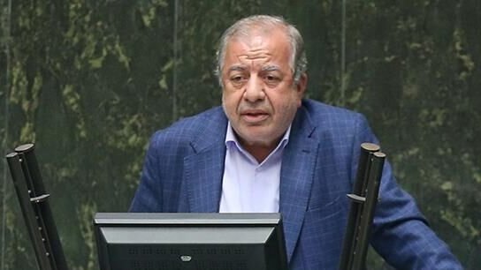 درخواست یک نماینده مجلس برای تشکیل جلسه اضطراری برای مدیریت و کنترل قیمت‌ها/ دست های پنهان می خواهند مردم را تنبیه کنند