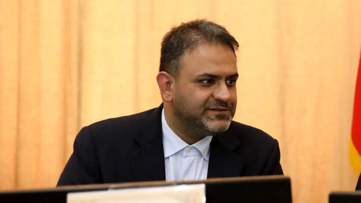 رضا جباری نماینده مجلس از نحوه واگذاری غیرشفاف شرکت‌های خصولتی گفت +فیلم