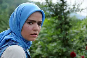 سپیده خداوردی ؛گلرخ سریال از یاد رفته با یک استایل پاییزی جلب توجه کرد