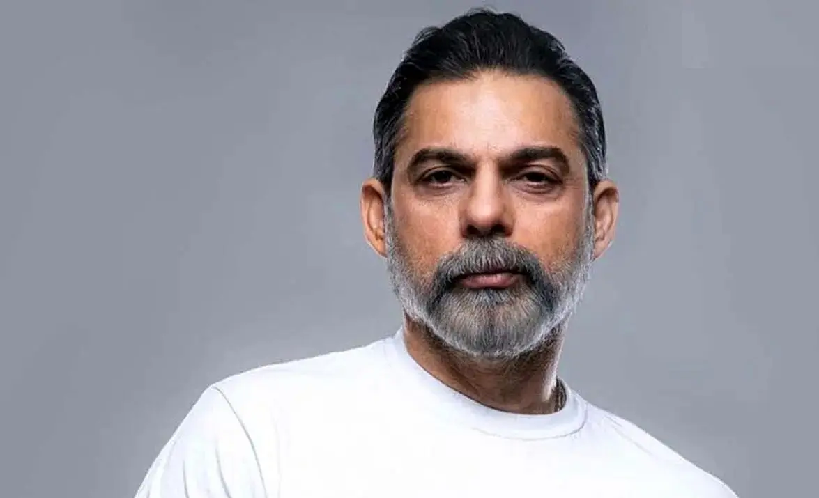 شباهت زیاد پیمان معادی به خواهر و برادرش + عکس