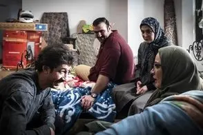 عکس تازه و هنری بهرام افشاری، بازیگر سریال پایتخت لب دریا