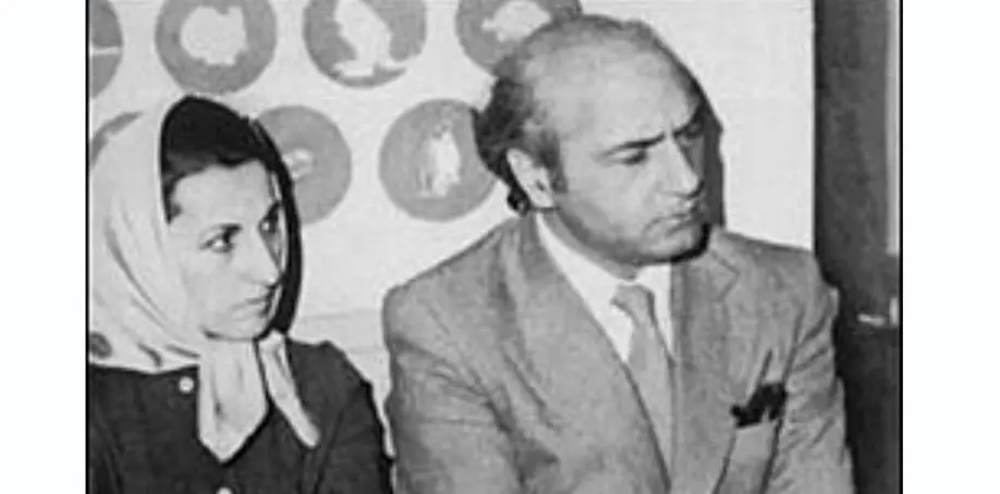 عکس عروسی «علی شریعتی و پوران شریعت رضوی» سال 1337 عکس عروسی «علی شریعتی و پوران شریعت رضوی» سال 1337